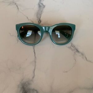 J. Crew Green Cat Eye Sunglasses Black Tinted Plastic Lenses Solid Plastic Frame